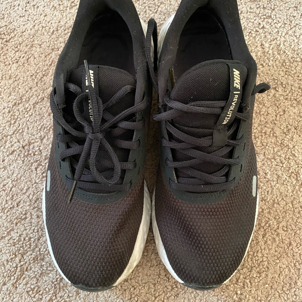 Nike sneakers size 8.5